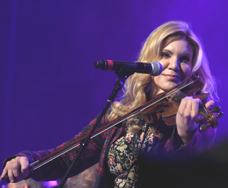 How to Hire Alison Krauss - booking information 